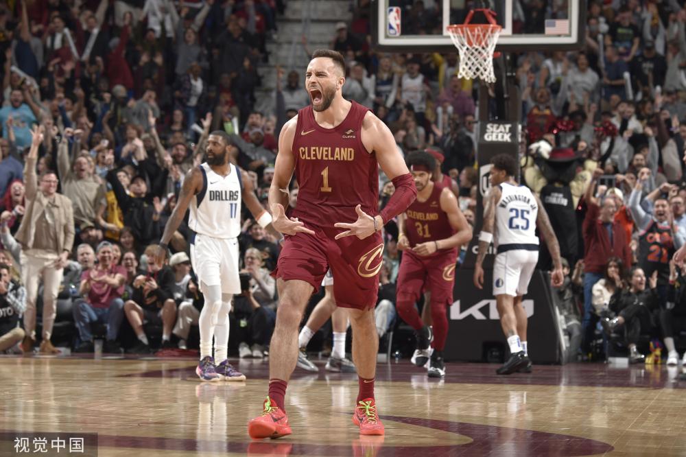 发起冲击 发起冲击