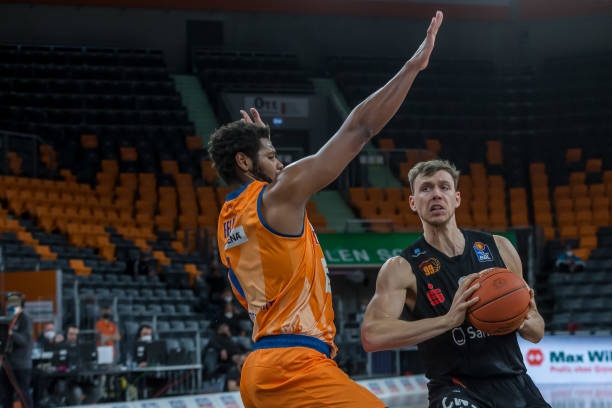 而经验老道 而经验老道