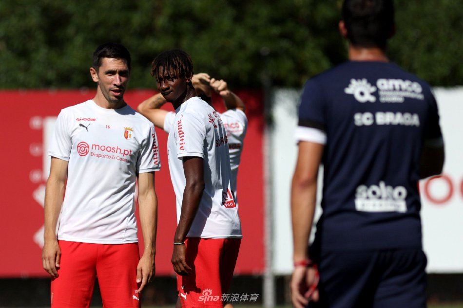 回更像是一 回更像是一