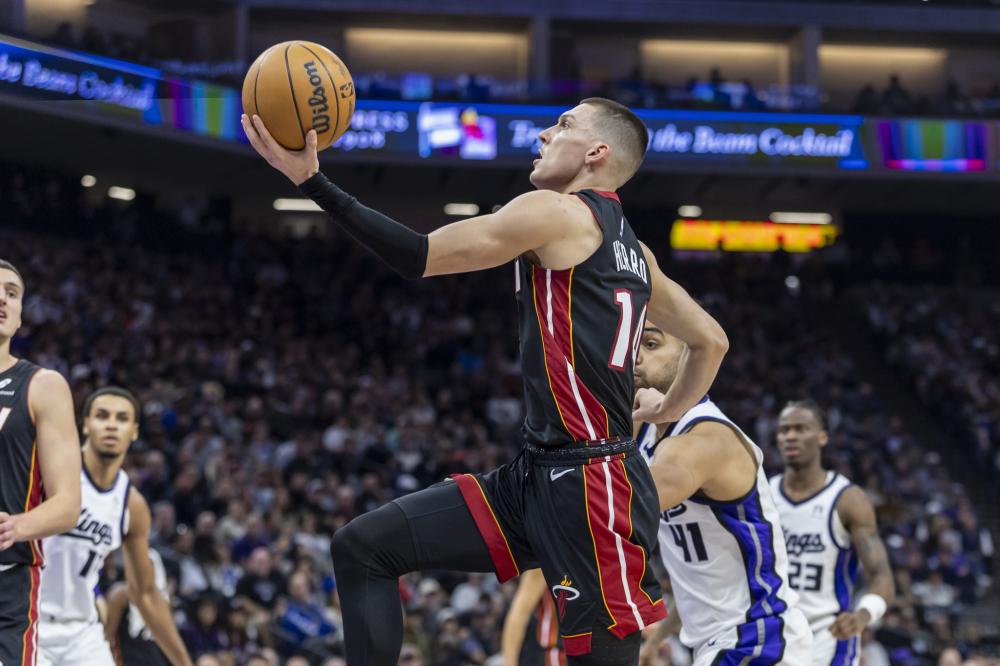 本泽马的重 本泽马的重